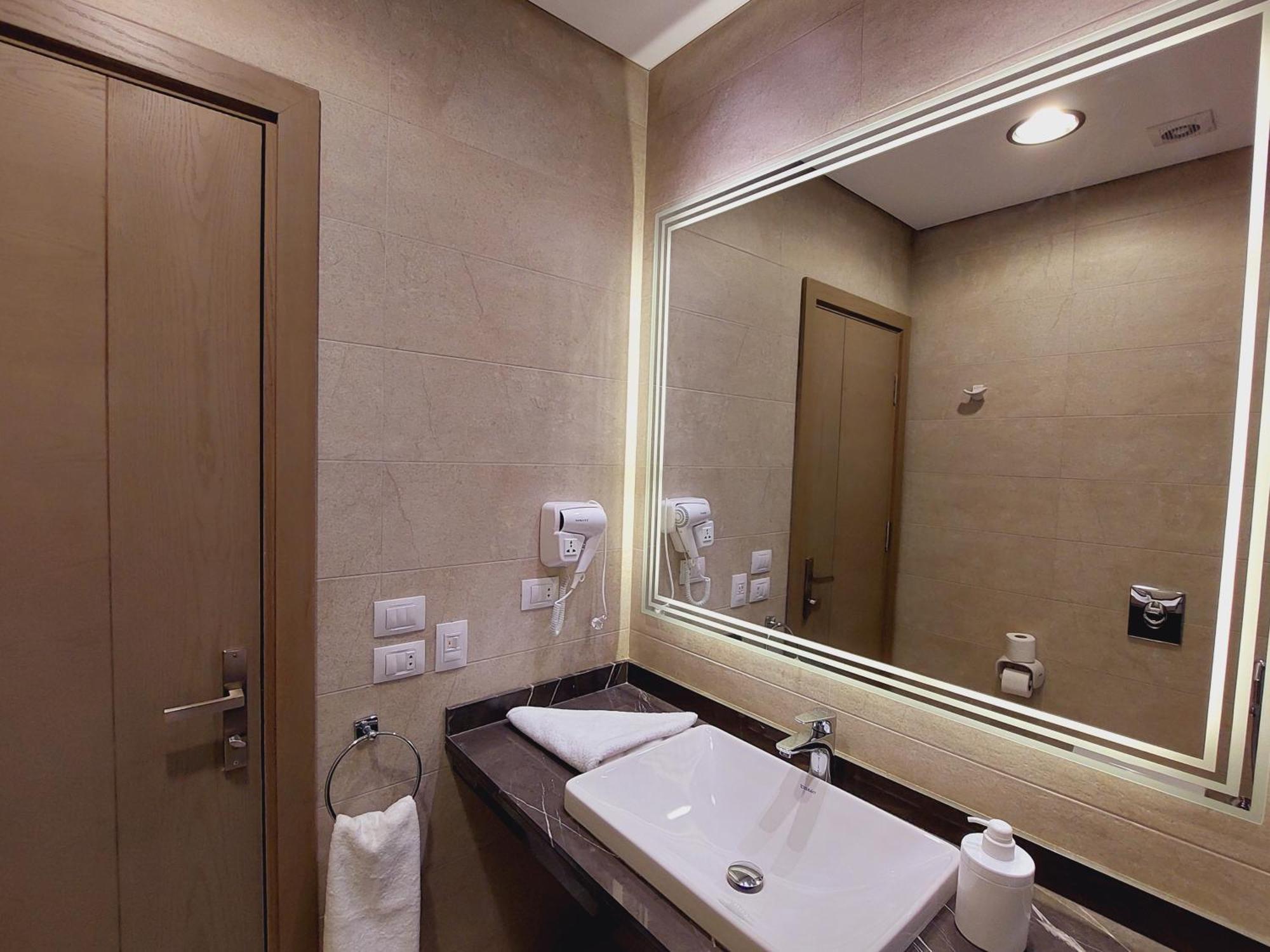 Apartment M Deluxe New Kairo